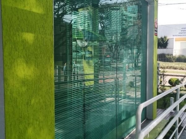 Melhore a privacidade com película espelhada em São Gonçalo