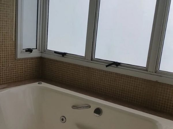 Instalação de películas para janelas em São Gonçalo Película de proteção solar em São Gonçalo