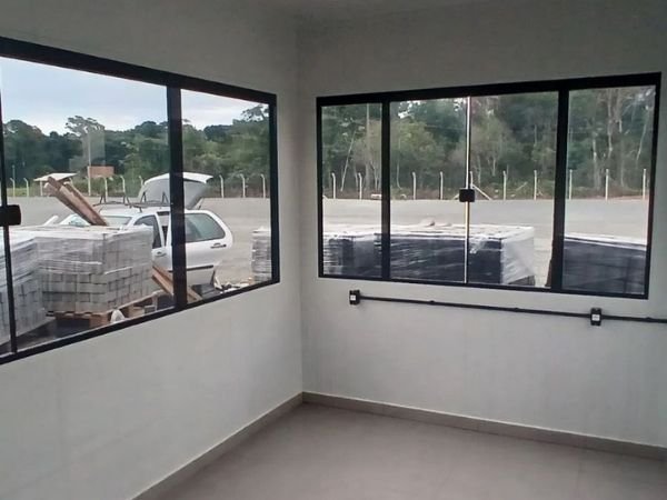 Instalação de películas para janelas em São Gonçalo Película de proteção solar em São Gonçalo